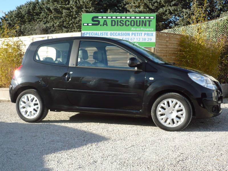 TWINGO BOITE AUTO A VENDRE A PUYRICARD