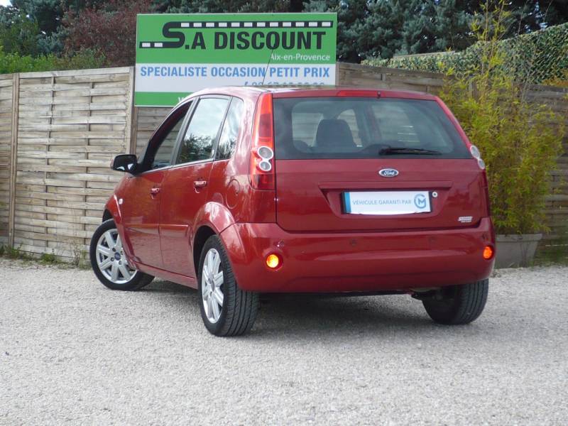 FORD FIESTA OCCASION PETIT PRIX A VENDRE A VENLLES