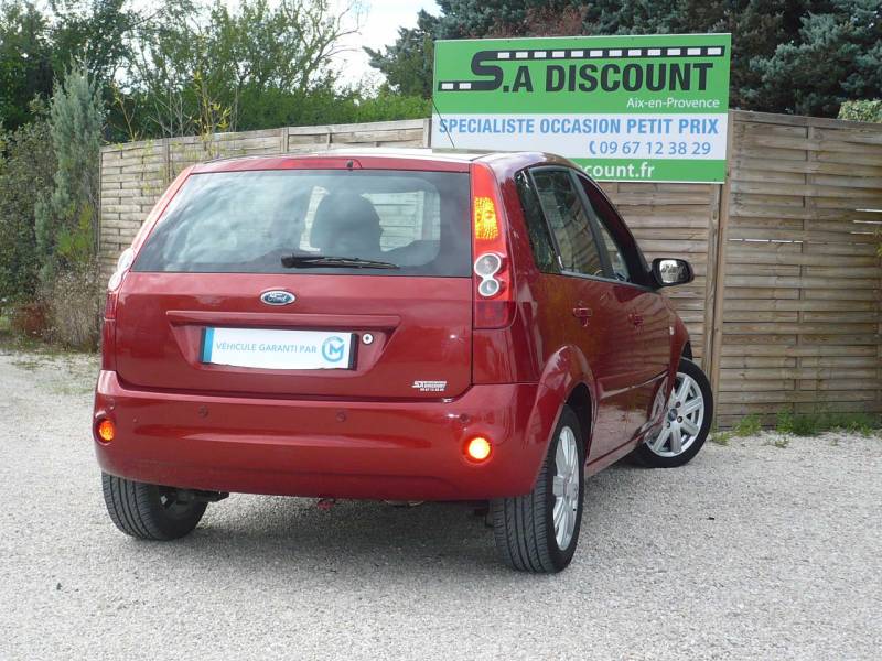 FORD FIESTA OCCASION PETIT PRIX A VENDRE A PUYRICARD