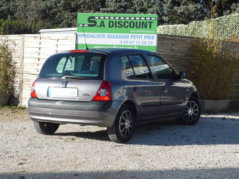 CLIO BOITE AUTO OCCASION  PETIT PRIX A VENDRE A VENELLES