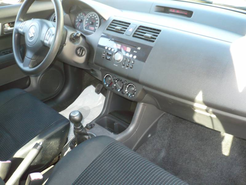 SWIFT OCCASION PETIT PRIX A VENDRE A VITROLLES