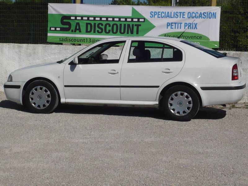 SKODA OCTAVIA OCCASION PETIT PRIX A VENDRE A EGUILLES