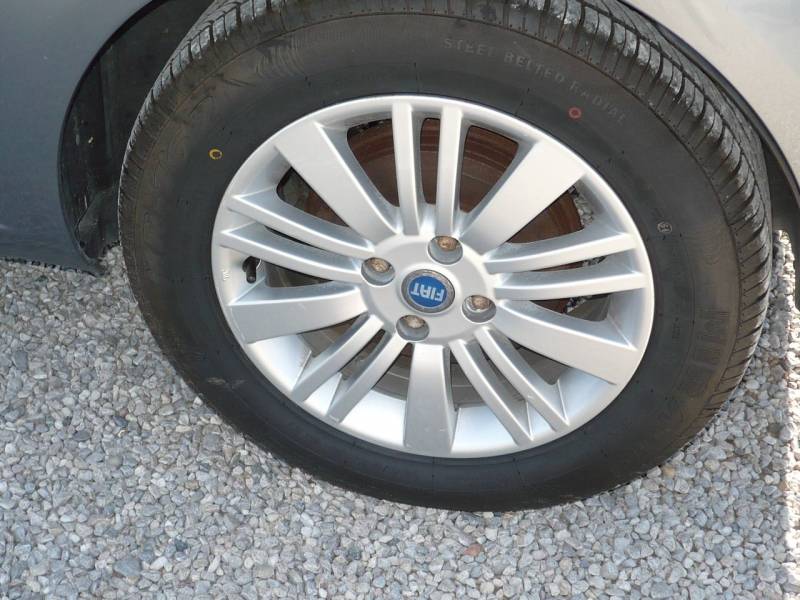 FIAT PUNT JTD 90 CV OCCASION PETIT PRIX A VENDRE A AVIGNON