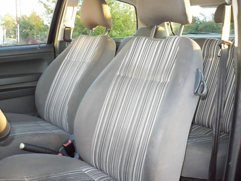 VOLKSWAGEN FOX ESSENCE PETIT PRIX OCCASION A VENDRE A EGUILLES