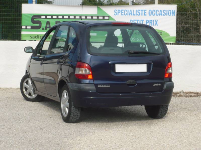 RENAULT SCENIC ESSENCE OCCASION PAS CHERE A VENDRE A MANOSQUE