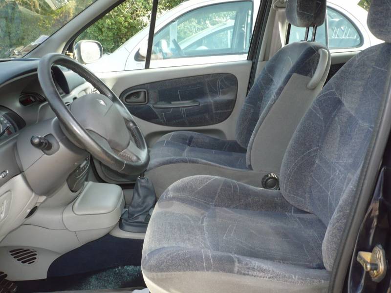 RENAULT SCENIC ESSENCE OCCASION PAS CHERE A VENDRE A  BOUC BEL AIR