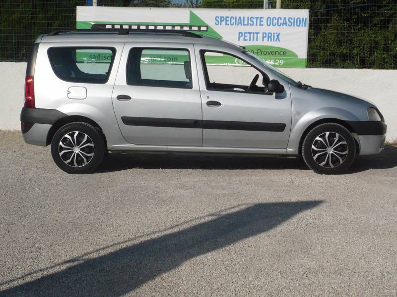 DACIA LOGAN MCV BREAK 7 PLACES ESSENCE OCCASION PAS CHERE A VENDRE A VENELLES