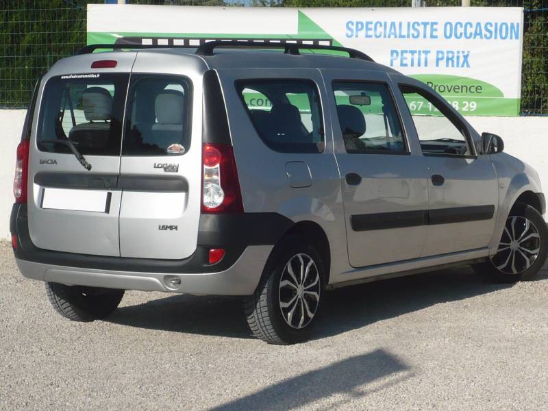 DACIA LOGAN MCV BREAK 7 PLACES ESSENCE OCCASION PAS CHERE A VENDRE A MANOSQUE