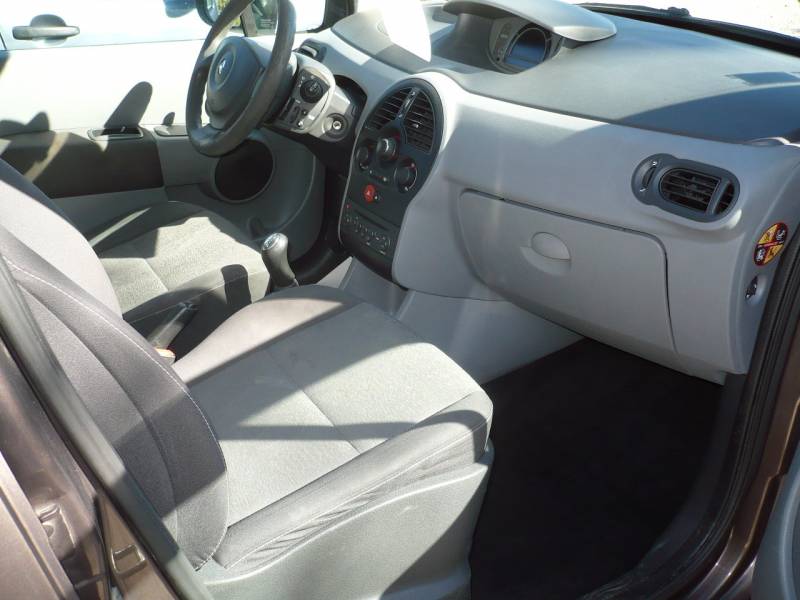 RENAULT GRAND MODUS DIESEL DCI 75 CV CLIM OCCASION PAS CHERE A VENDRE A EGUILLES