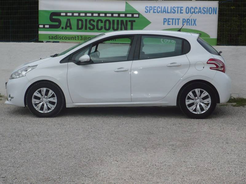 PEUGEOT 208 DIESEL  E HDI 92 CV ACTIVE PETIT PRIX OCCASION A VENDRE A SAINT MAXIMIN LA SAINTE BAUME