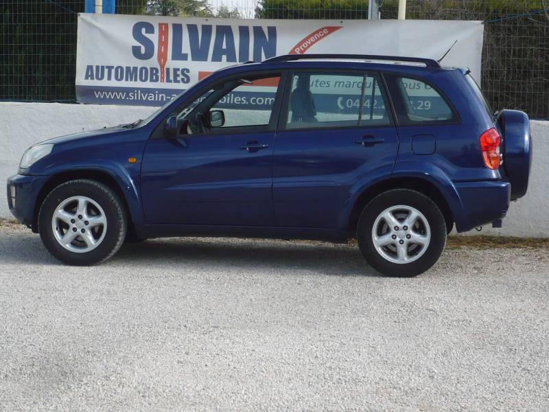 TOYOTA RAV4 ESSENCE 150 CV 4X4 5 PORTES OCCASION PETIT PRIX A VENDRE A HYERES